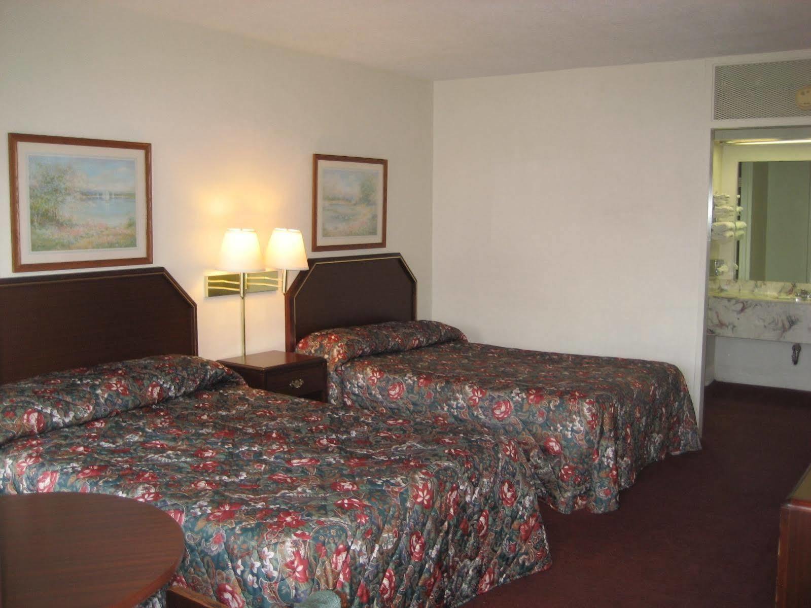 Sands Central Inn Hot Springs Exterior foto